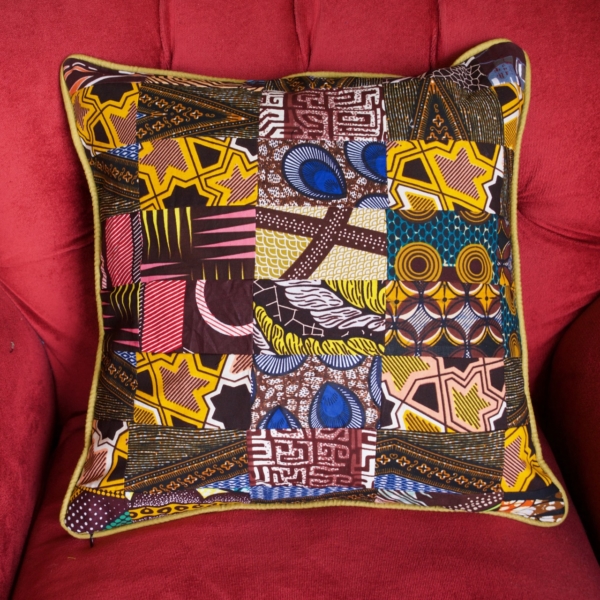 KIRAKA Cushion Cover in Kitenge Patchwork 015